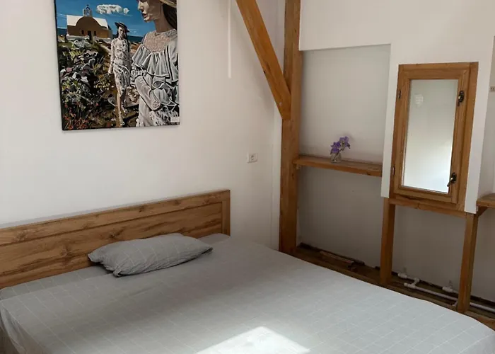 Rustic 2 Next To * Konstanca